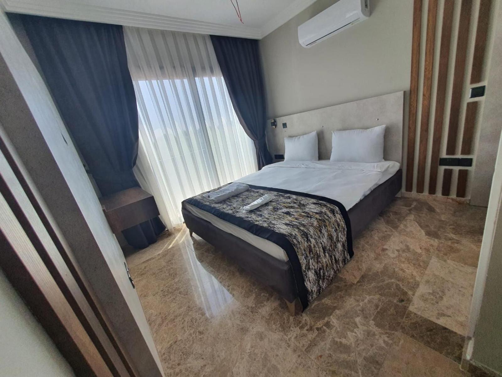 Del Mare Park Hotel Kerínia Kültér fotó